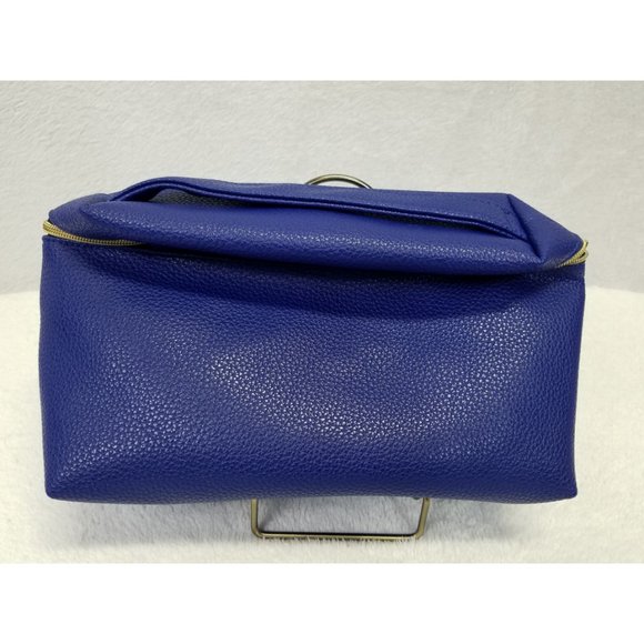 Elizabeth Arden New York Makeup Travel Toiletries - Picture 3 of 3